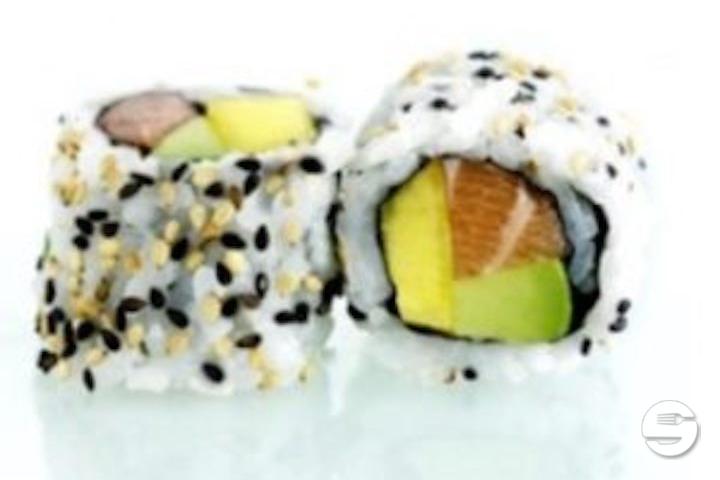 C16 - Salmon, Mango and Avocado - Wasabi Sushi