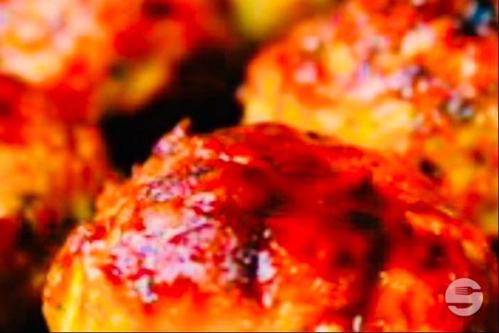 E2 - Brochettes de Boulette de Poulet - Wasabi Sushi
