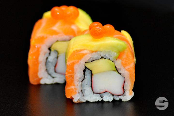 RB3 - Saumon, Avocat, Ikura et Crabe - Wasabi Sushi