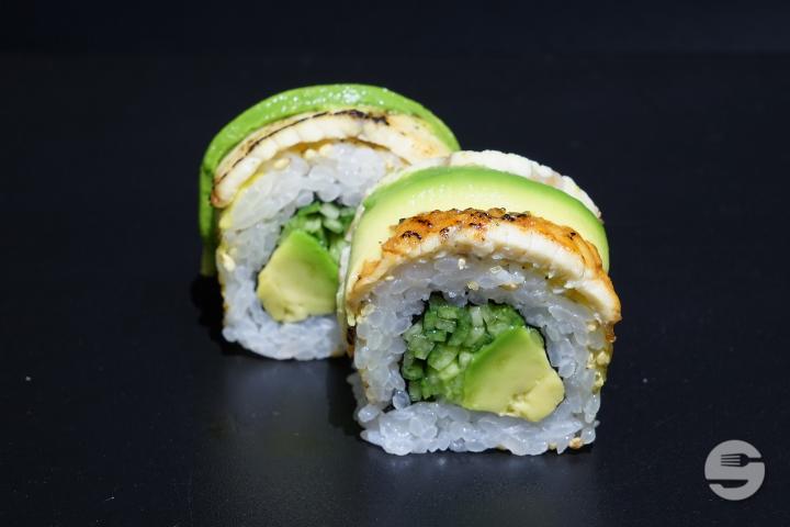 RB5 - Anguille, Avocat et Concombre - Wasabi Sushi