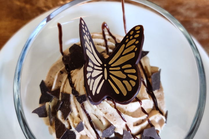 Mousse au cappuccino et copeaux de chocolat - Speedy Food