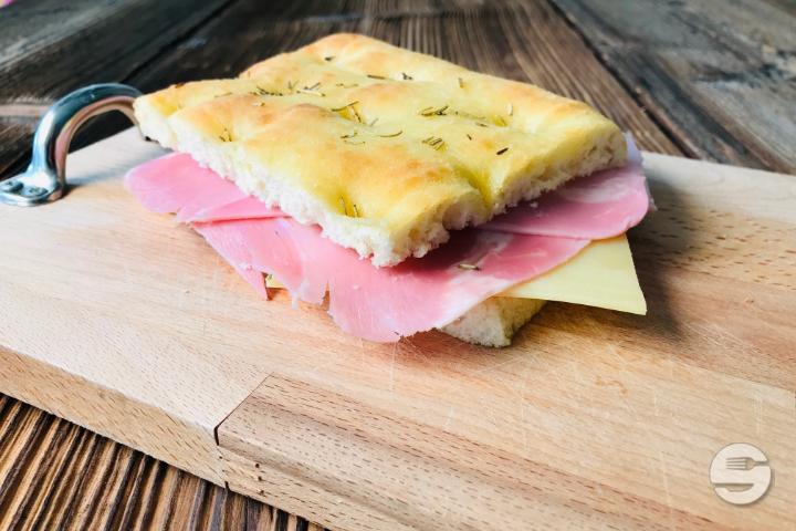 Classic Ham and Gruyere Sandwich - Puro Gusto