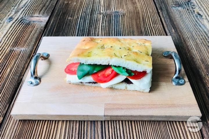 Sandwich Classique Tapenade Tomates Mozza - Puro Gusto - Puro Gelato