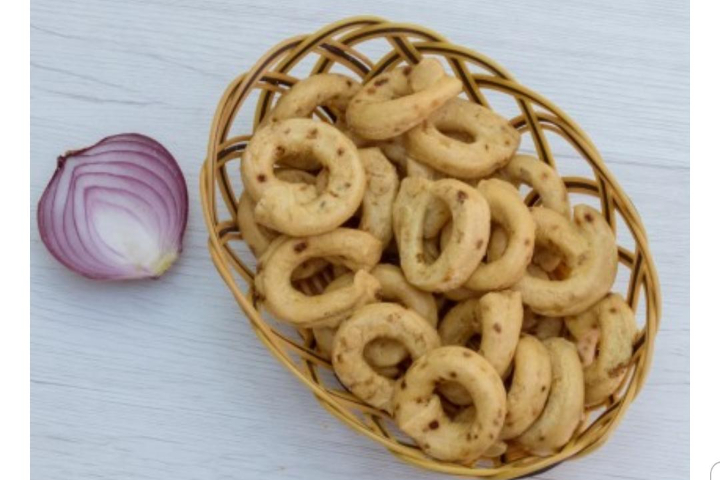 TARALLI ALLA CIPOLLA - Brillucci Aperitivo