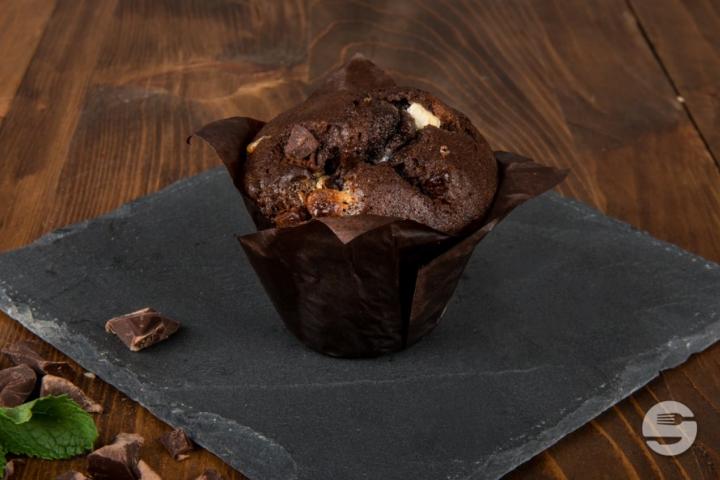 Chocolate Muffin - Rolling Pizza