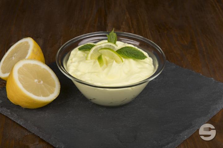 Lemon Mousse - Rolling Pizza