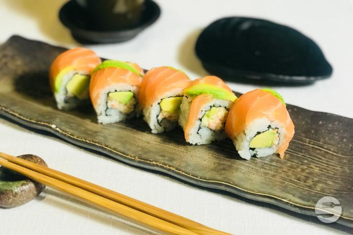 34. Rainbow Roll - SAGANO