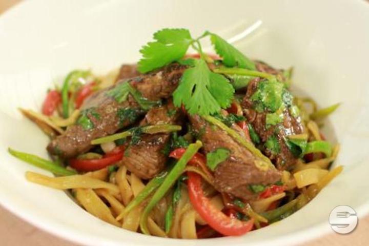 Daxo Xiao Mian Sautées à l'Agneau - Dong Fang