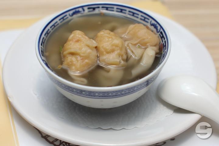 2. Potage aux Raviolis Chinois - La Jonque