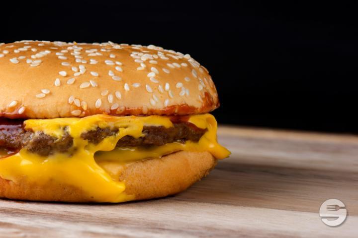 Cheeseburger - Burger Five