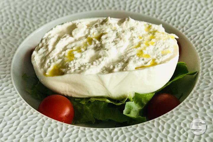 Burrata des Pouilles - L'Antica Trattoria