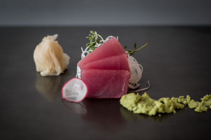 Tuna Sashimi - NAMA take me out