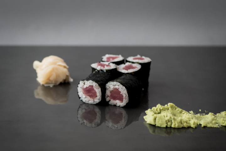 Thunfisch Hosomaki - NAMA take me out