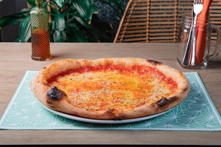 Pizza Marguerita - Mangez-Moi