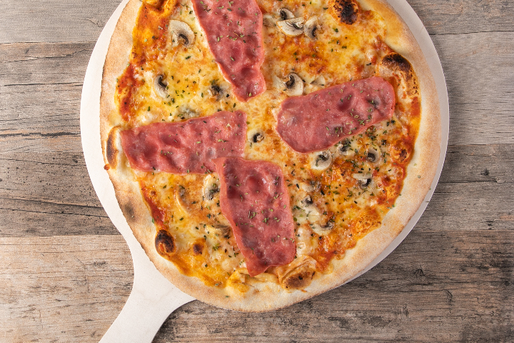 Pizza Capricciossa - Mangez-Moi