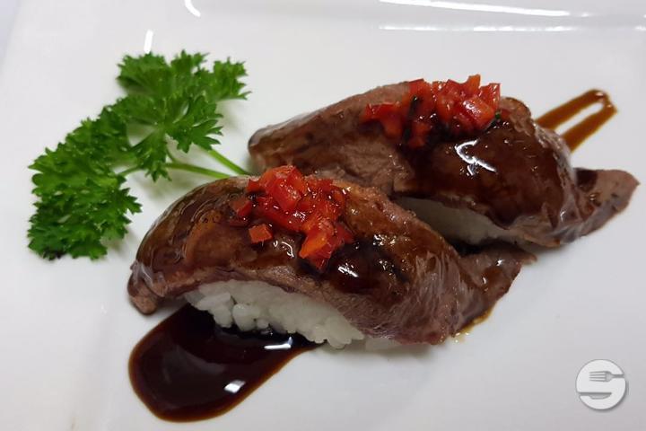 23. Grilled Beef Nigiri - Restaurant Japonais Ajinokura
