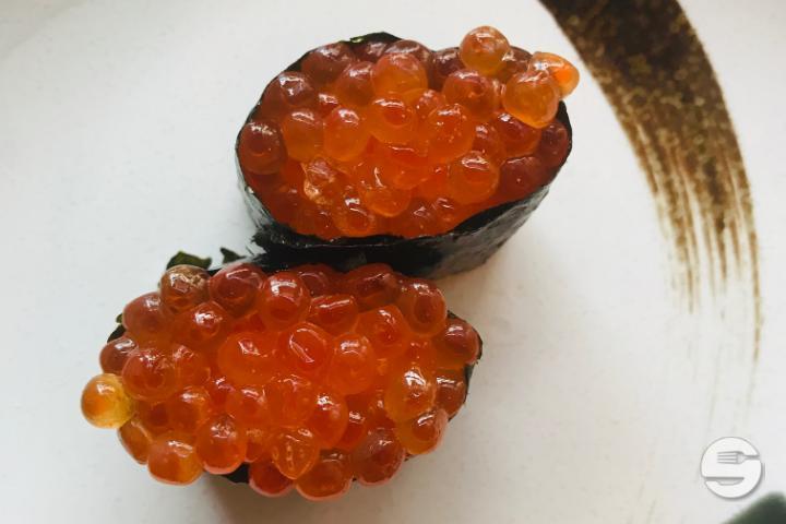 34. Salmon Eggs Gunkan - Restaurant Japonais Ajinokura