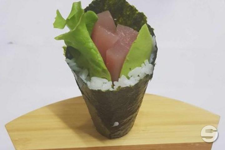 41. Tuna Temaki - Restaurant Japonais Ajinokura