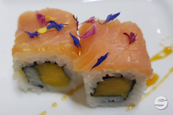 56. Salmon California Saumon - Restaurant Japonais Ajinokura