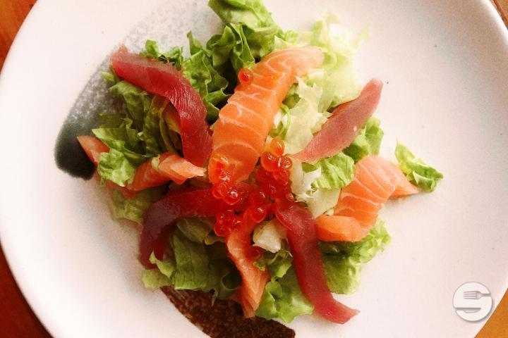 85. Salmon Salad - Restaurant Japonais Ajinokura