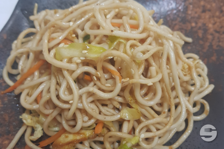 135. Fried Noodles with Vegetables - Restaurant Japonais Ajinokura
