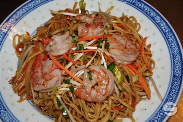 110. Nouilles Sautées aux Crevettes - Chinadomicile