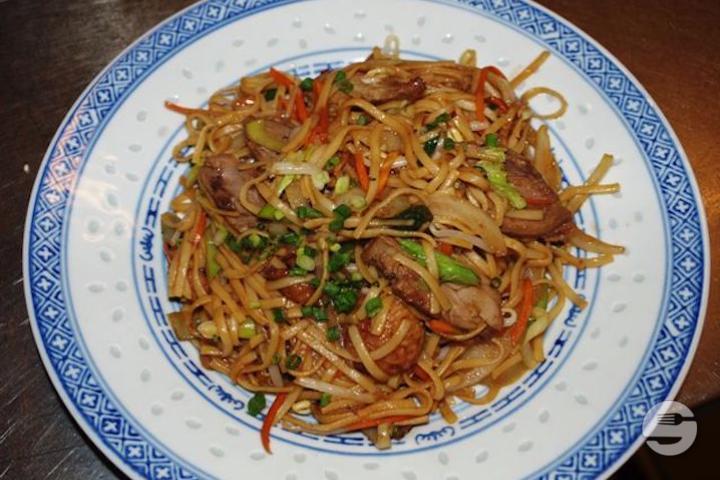 114. Nouilles Sautées au Canard - Chinadomicile