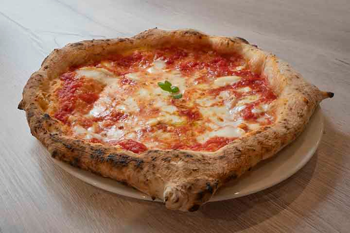 Pizza Margherita - NA081