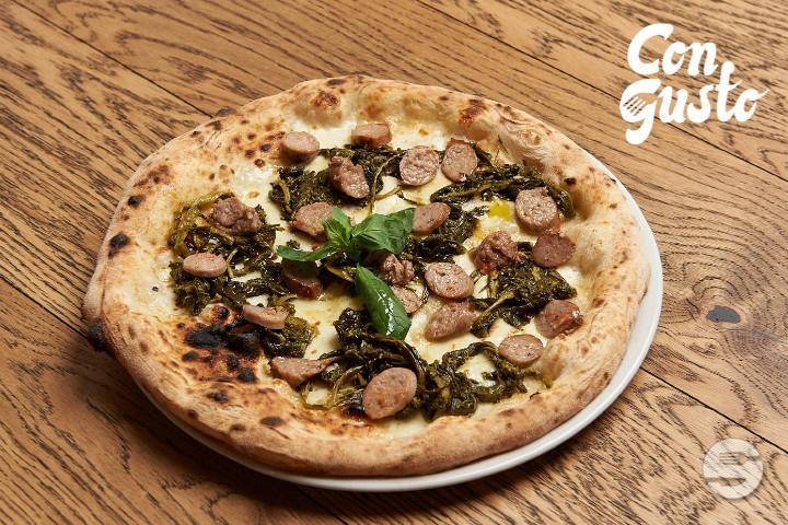 Pizza Salsiccia e Friarielli - Con Gusto