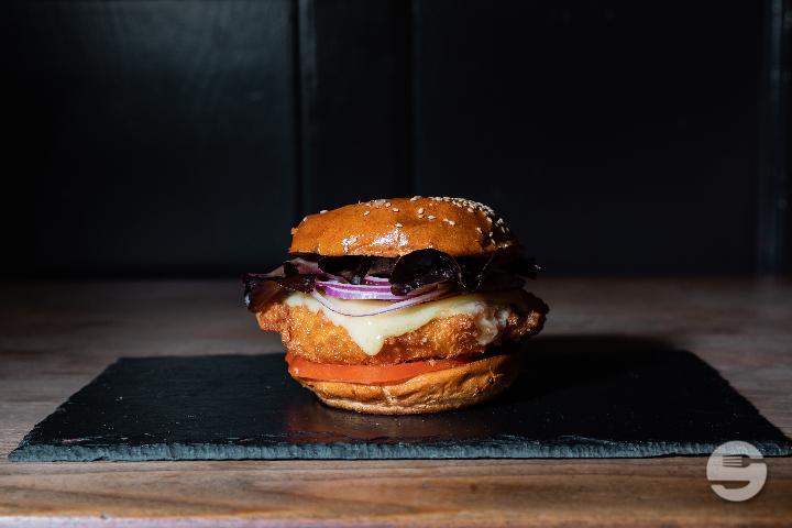 The Crispy Chicken Burger - Hungry Birds