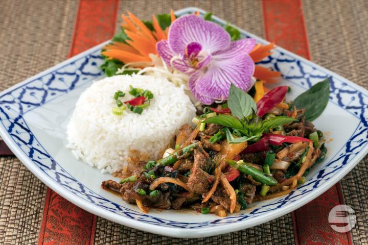 22. Kai Pad Kra Praw - Oy Isan Thai Food
