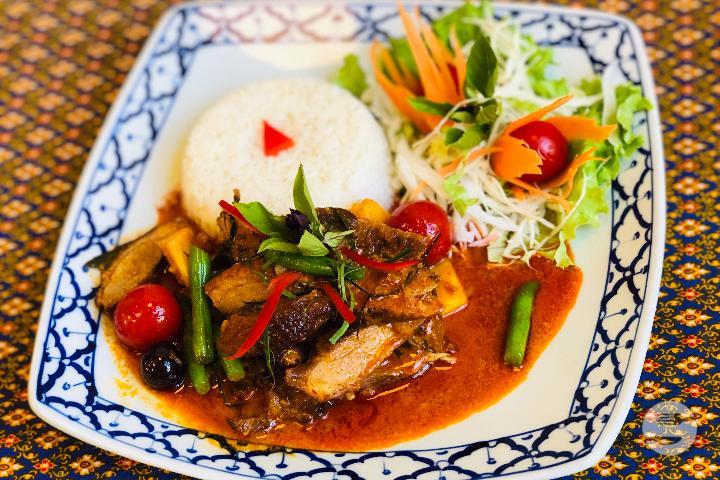 52. Kean Dang Ped - Oy Isan Thai Food