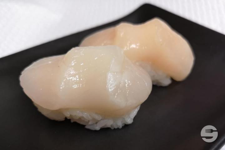 Scallop Nigiri-Sushi - Kirin