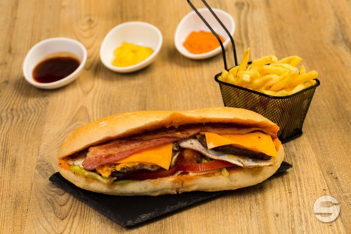 Sandwich Le Best - Dubaï Fast Food