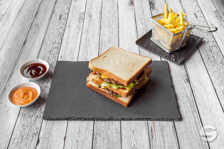 Sandwich Hummer H2 - Dubaï Fast Food