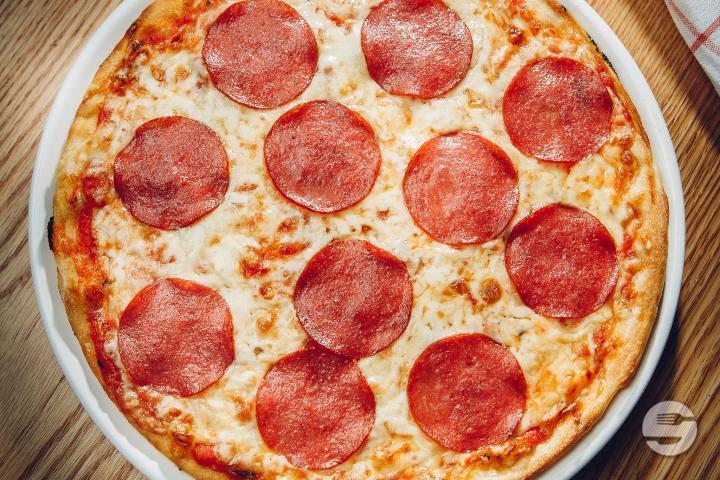Pizza Salami - Pully Pizza & Kebab