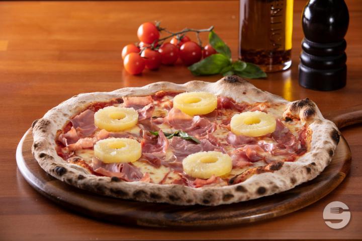 Pizza Hawaienne - La Rustica