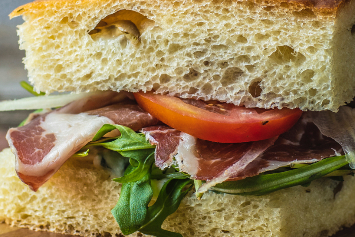 Focaccia Coppa - Amici