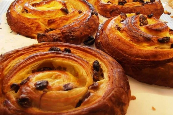 Pain au Raisin - Amici