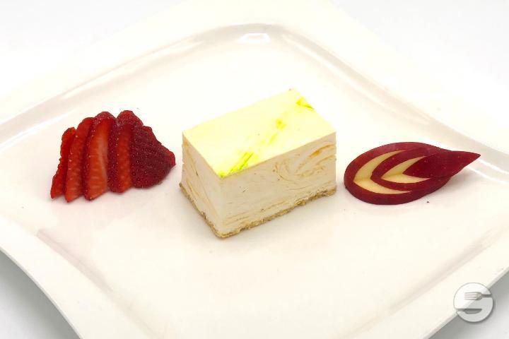 Limetten Frischkäse Schnitte - Patisserie Hochgenuss