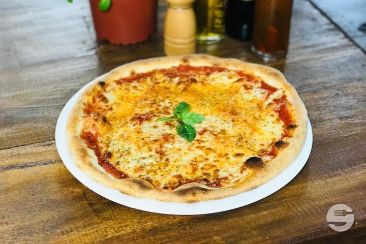 Margherita - La Fontaine Restaurant