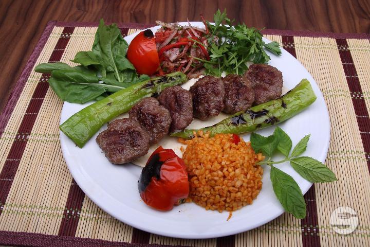 Assiette Köfte - Maxi Boule Renens