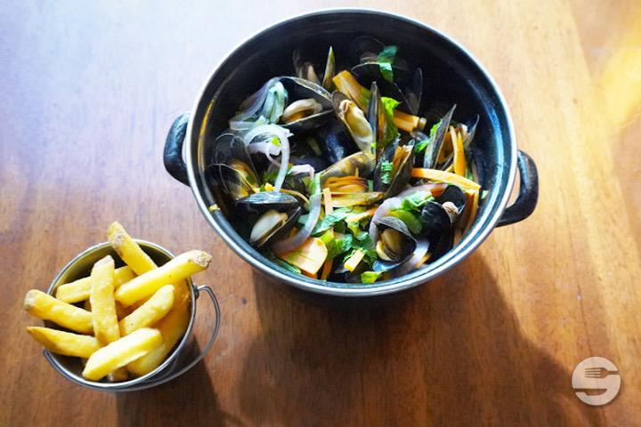 Moules - Frites - Le Carré