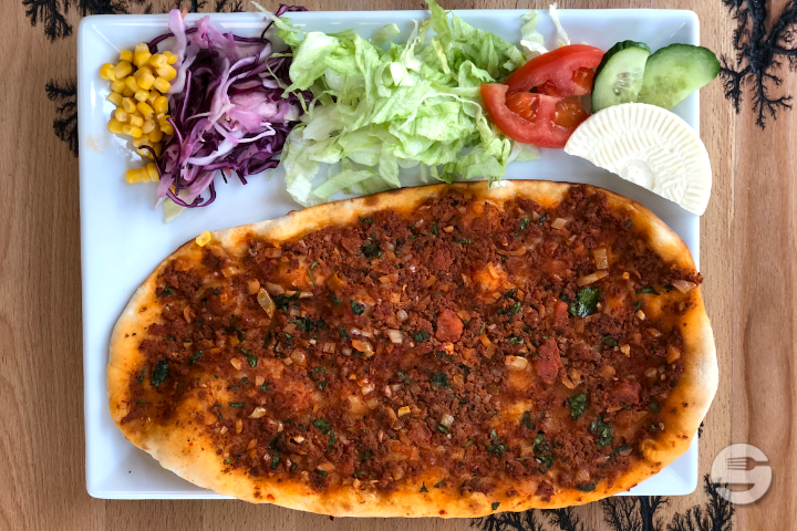 Lahmacun - Glatt Cafe