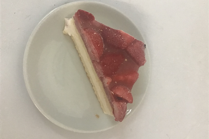Strawberry Buttermilk Triangle - Glatt Cafe