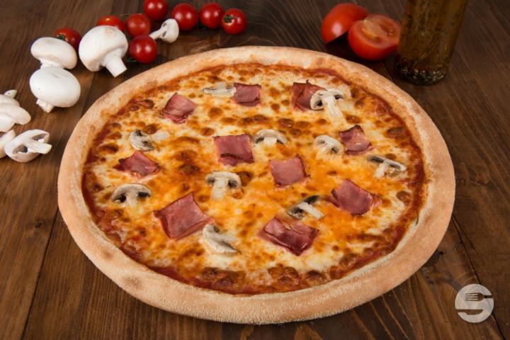 Prosciutto Funghi - Rolling Pizza Carouge