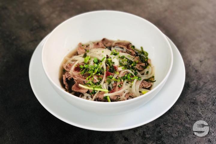 Soupe Pho au Boeuf - Les Rues de Saïgon