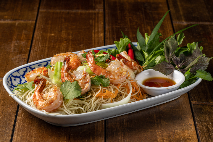 Sautéed Shrimp Noodles - Les Rues de Saïgon