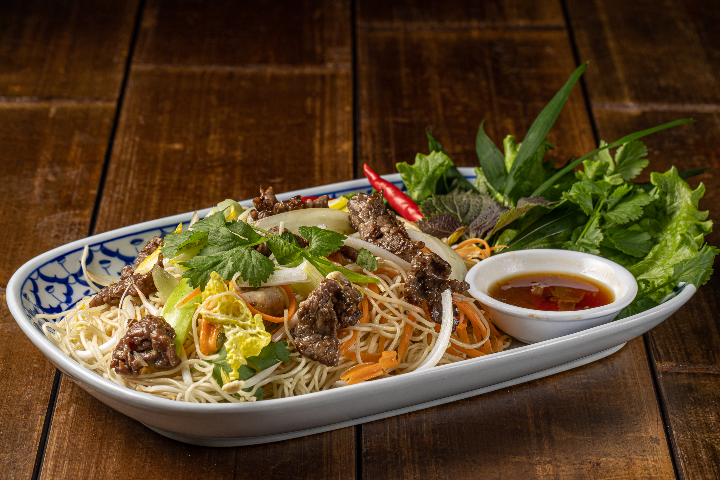 Sautéed Beef Noodles - Les Rues de Saïgon