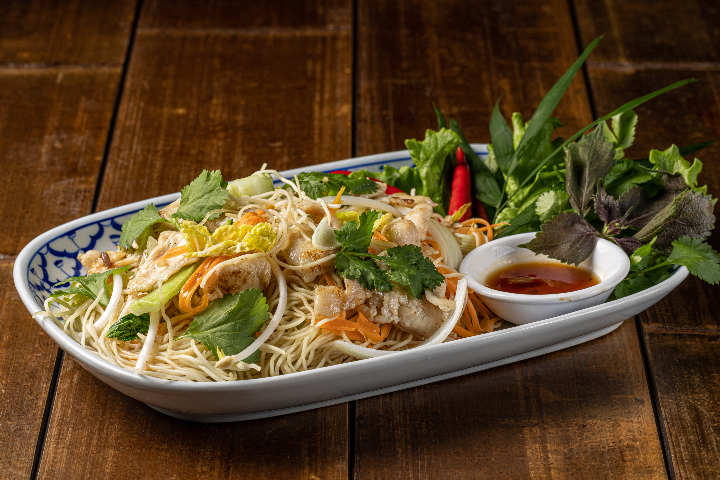 Sautéed Chicken Noodles - Les Rues de Saïgon